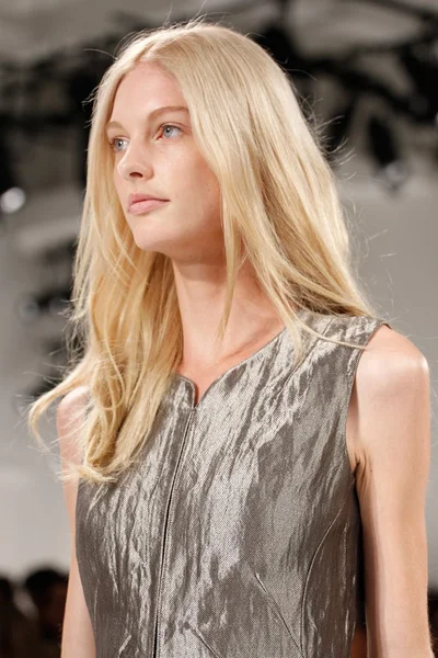 Look 22